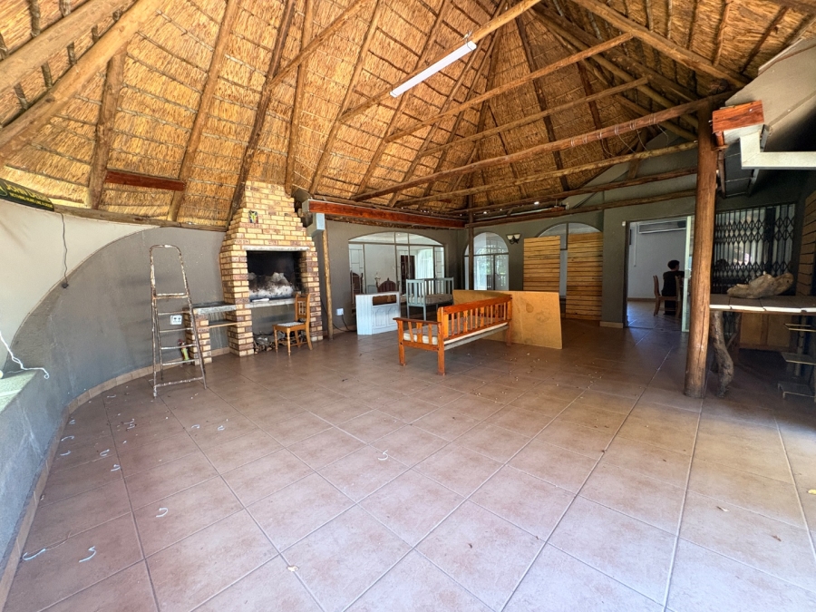 4 Bedroom Property for Sale in Flamwood North West
